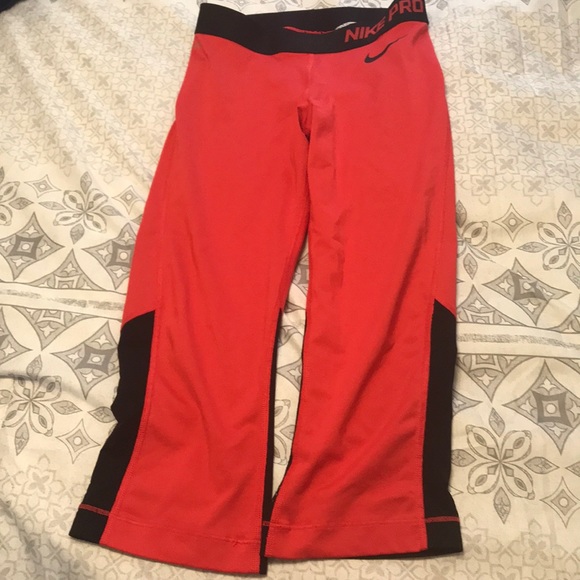Nike Pro workout pants - Picture 1 of 4
